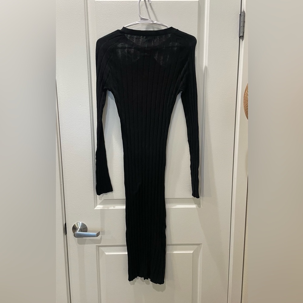 POL…Elegant Black Ribbed Knit Dress - Picture 2 of 3